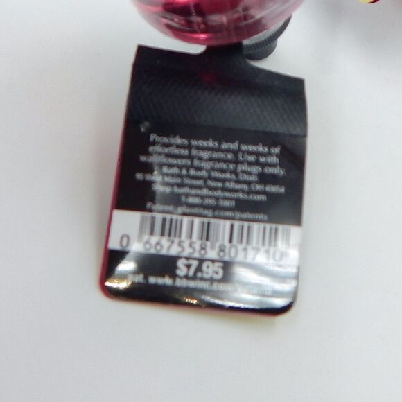 Bath Body Works Frosted Cranberry White Barn Wallflowers Refill Lot of 3 - Picture 3 of 3